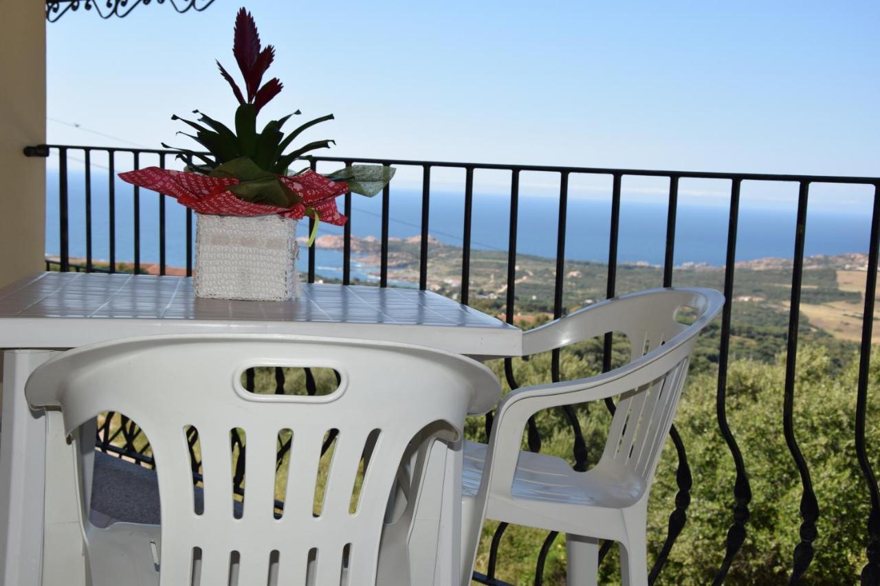 Isola Rossa Appartamenti Paduledda Exteriér fotografie