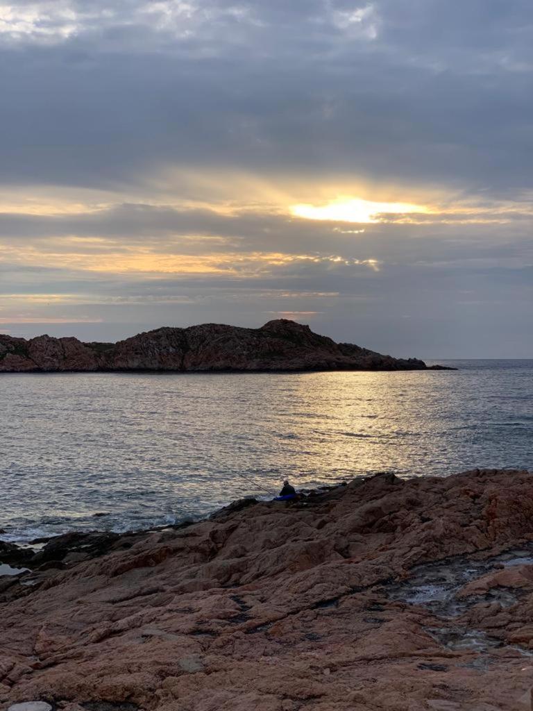Isola Rossa Appartamenti Paduledda Exteriér fotografie