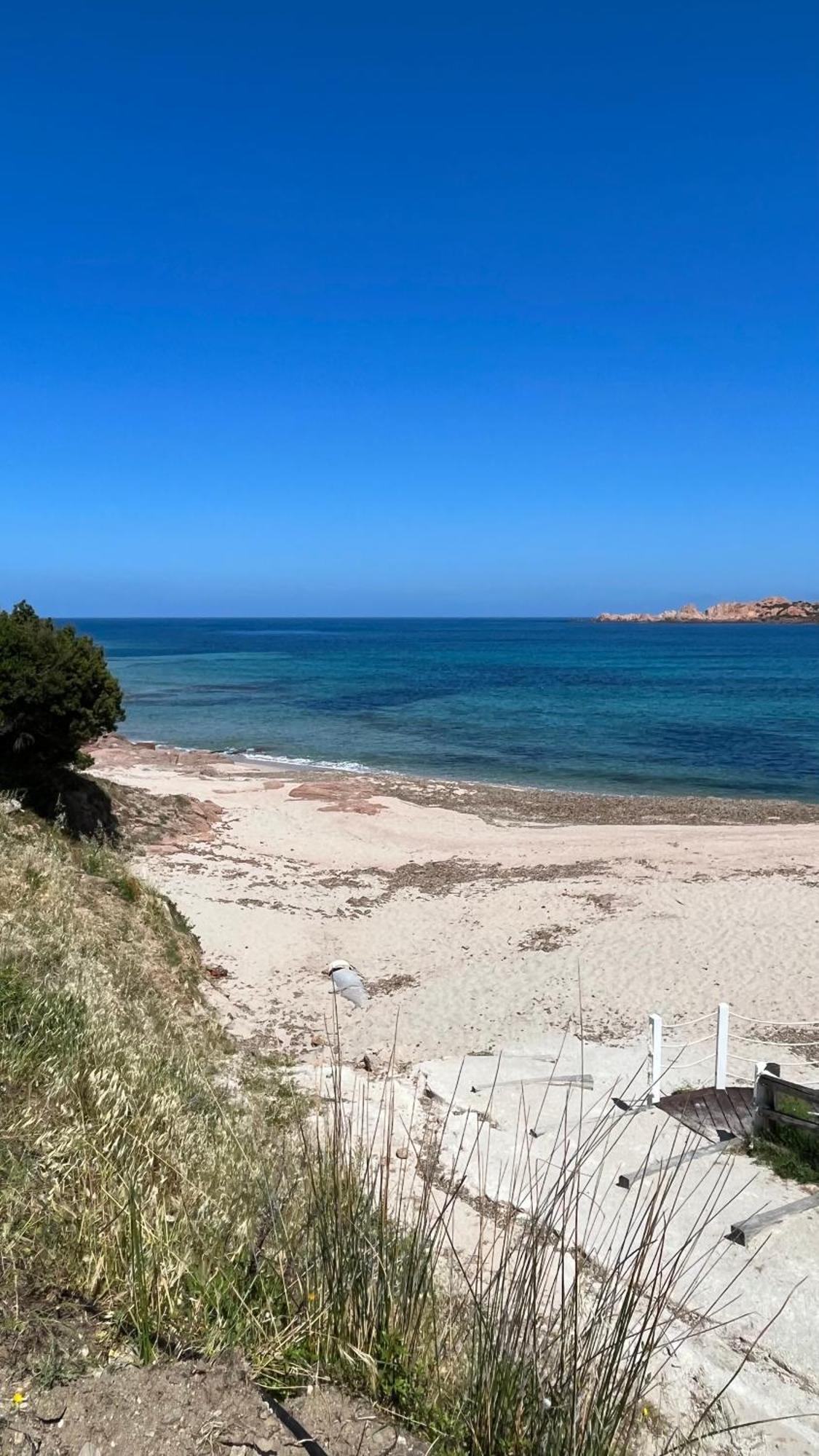 Isola Rossa Appartamenti Paduledda Exteriér fotografie